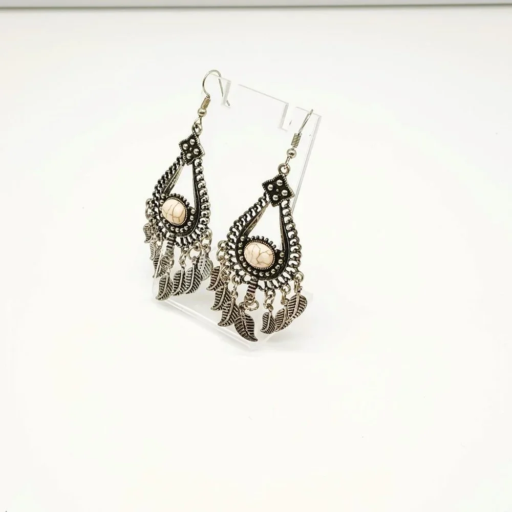 N/A silver tone